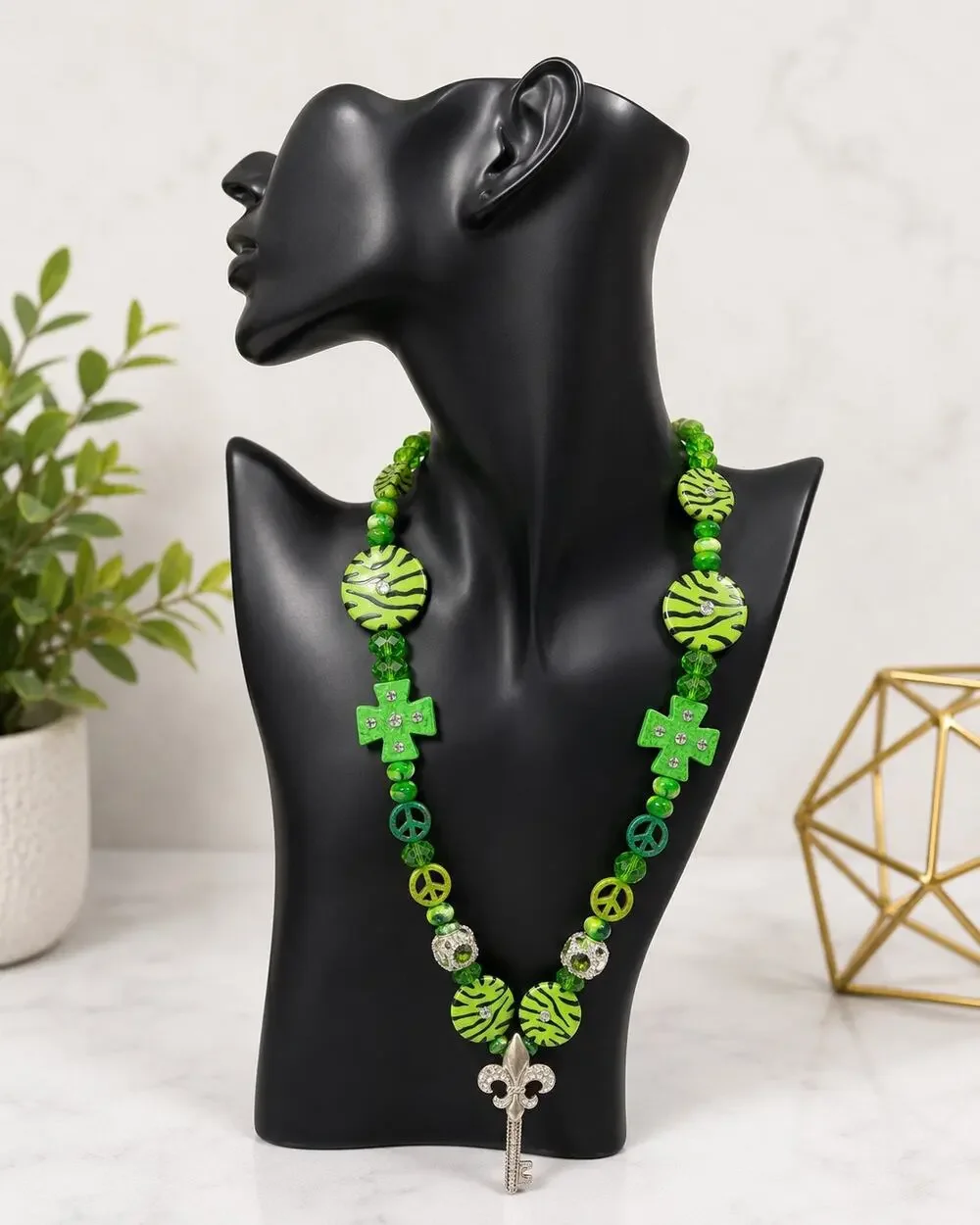 Handmade Green Zebra Beaded Necklace Rhinestone Magnetic Key Pendant OOAK 14”